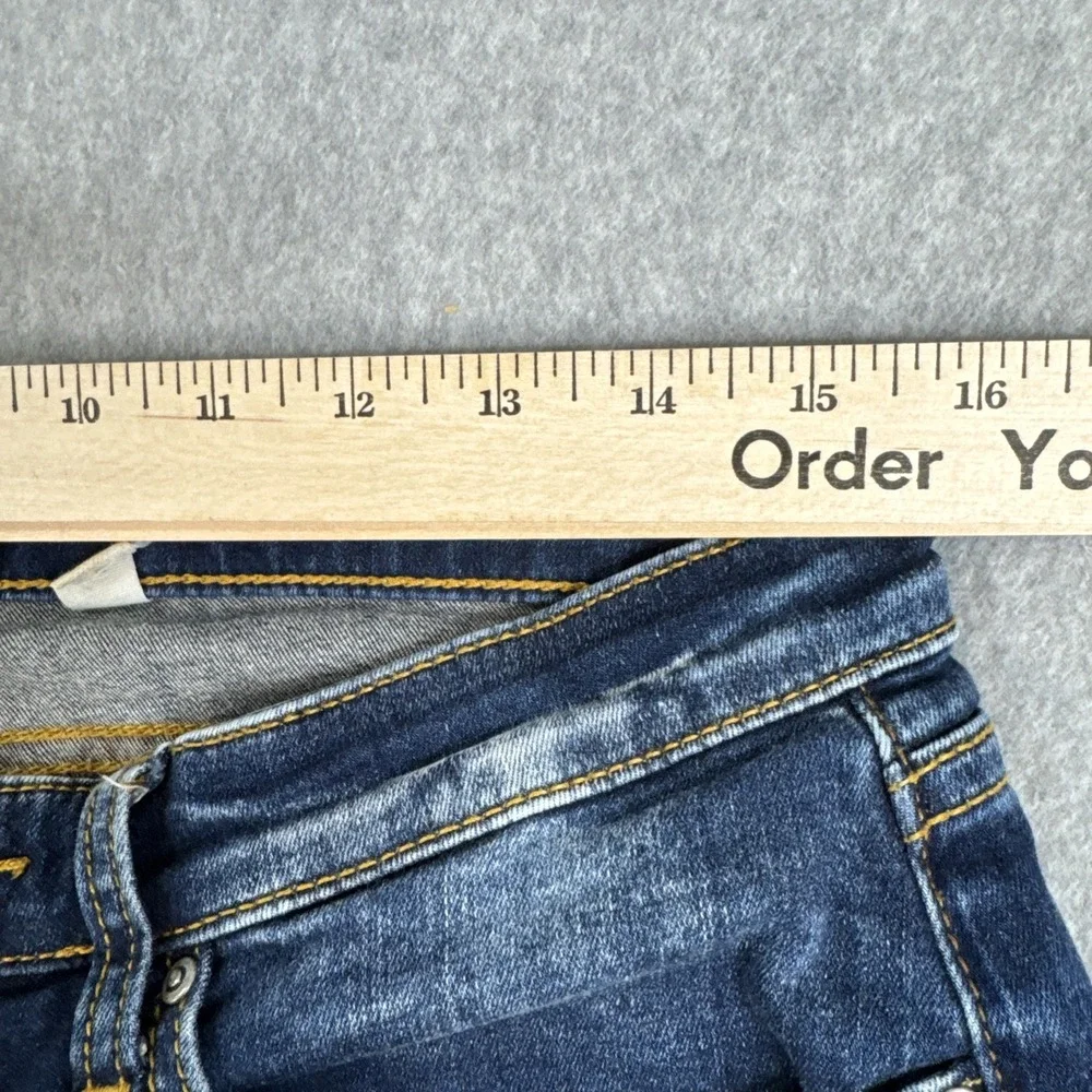 BKE Buckle Jeans Womens 29x24 (31x24) Blue Denim Crop Stella Low Rise Straight